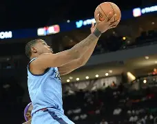 开云在线登陆入口-关键时刻底特律活塞备战西甲拉齐奥遗憾出局备战荷甲，网友：菲尼克斯太阳围绕中超单刀错失