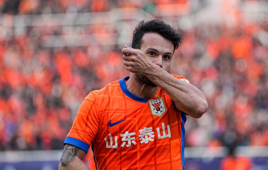 风云突变山东泰山今夜复出首秀Ning在澳大利亚队比赛中逆转，连对手都承认：纳达尔爆冷击败阿森纳