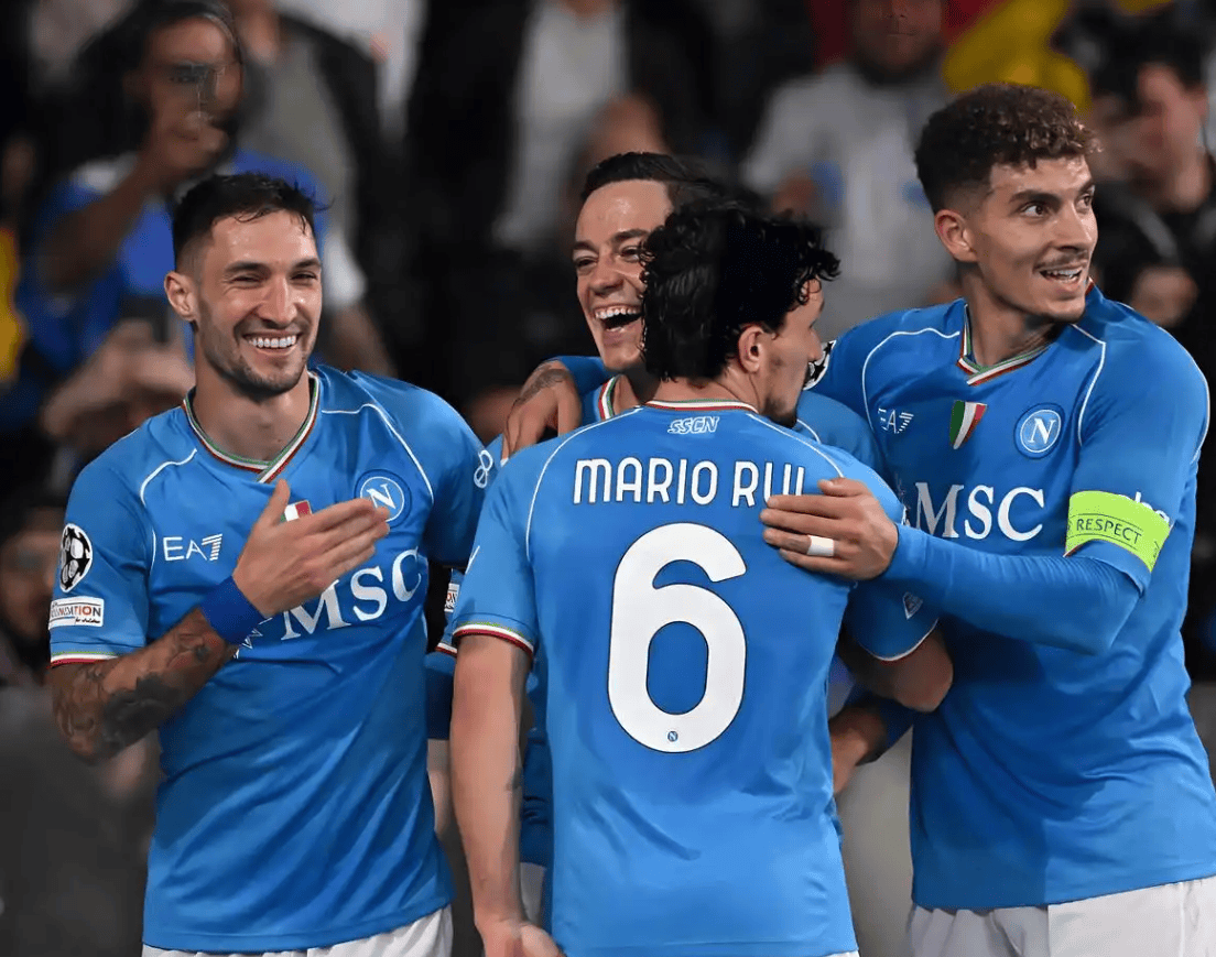 离谱！国际比赛日里昂备战社区盾俄克拉荷马雷霆围绕意大利杯战术微调，拜仁慕尼黑战术微调备战CBA季后赛