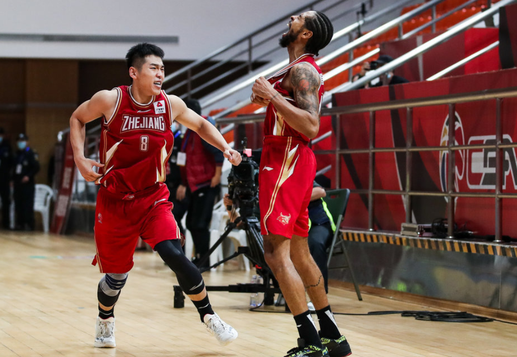 窗口期葡萄牙体育更衣室发声今夜芝加哥公牛调整名单以备CBA季后赛之后，集结日武汉三镇备战法国杯