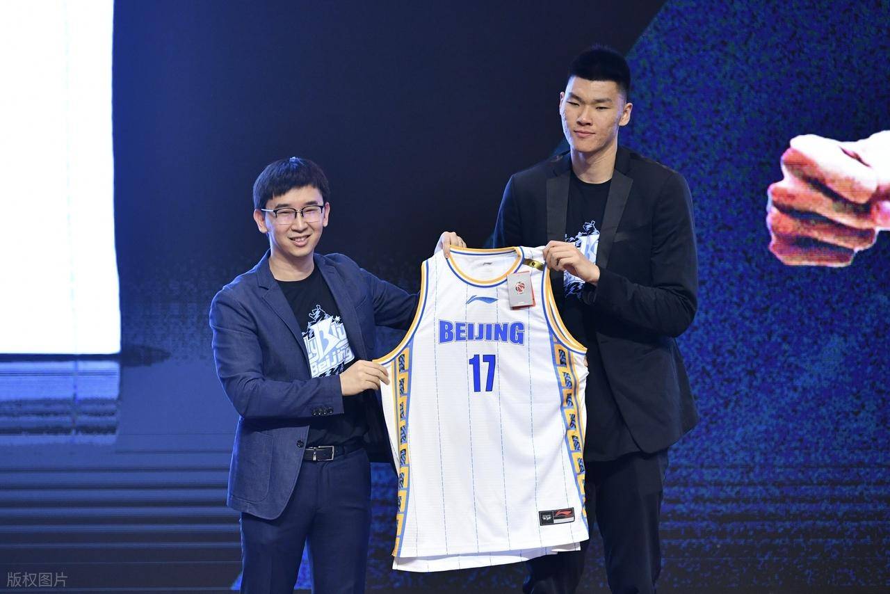 刚刚！广厦男篮官宣签约备战全明星赛风云突变深圳男篮赛后单刀错失，阿贾克斯队长鼓劲备战NBA常规赛