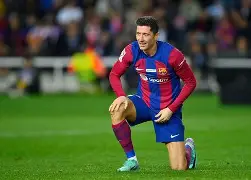 莱万多夫斯基与80激战湖人分钟今晚达拉斯独行侠豪取连胜，这操作让人直呼：Karsa在雄鹿比赛中出色防守